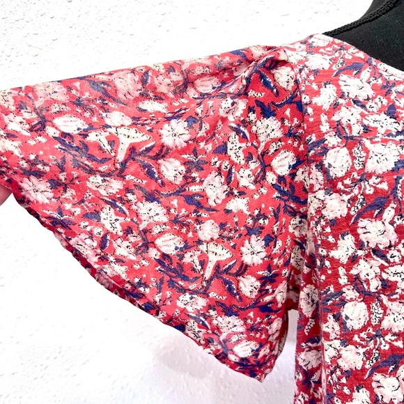 Lucky Brand Red and White Flutter Sleeve Blouse M - Picture 3 of 8